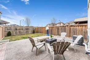 Spacious 4BR 5 BD Near YYZ | Weddings + Gas Stove - Image 3
