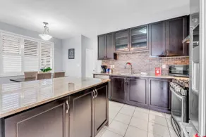 Spacious 4BR 5 BD Near YYZ | Weddings + Gas Stove - Image 4