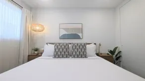 Bright Ocean View Home Near SoFi & LAX | Parking - Image 3