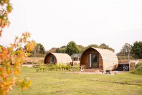 Cosy Cabin with Wood Fired Hot Tub - Image 5