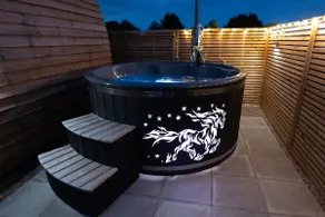 Cosy Cabin with Wood Fired Hot Tub - Image 4