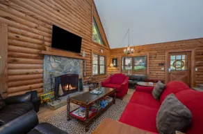 Cabin with Great Views and Under 20 min to TIEC! - Image 3