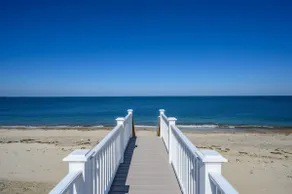Oceanfront Cape Escape with Panoramic Bay Views - Image 3