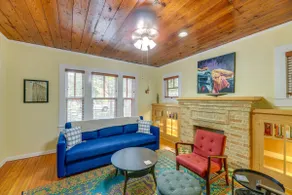 San Antonio Gem in Prime Location w/ Outdoor Space - Image 4