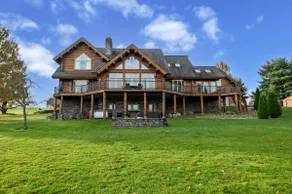 Rustic Timber Lodge w/Hot Tub - Image 3
