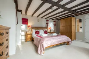 Beck Cottage, Wood Green, New Forest UK - Image 4