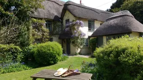 Beck Cottage, Wood Green, New Forest UK - Image 2