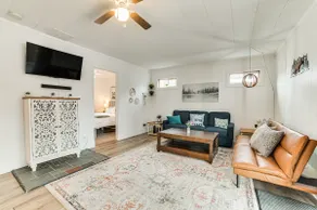 Higgins Lake Cottage w/ Private Fire Pit & Grill! - Image 5