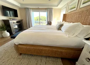 Sleep 20, Walk to Beach, Free Heated Pool, Elev - Image 5
