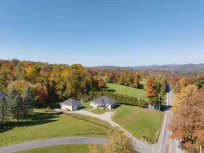 Smugglers’ Notch 4BR Retreat: Theater, Gym & Games - Image 5