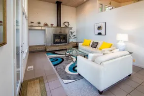 Cambria Sea Pines Retreat: Spacious Coastal Escape - Image 4