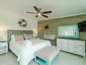 Refuge on the Reef~ Waterfront Pool Home, 75 - Image 5