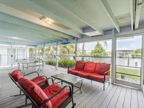 Refuge on the Reef~ Waterfront Pool Home, 75 - Image 3