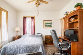 Cozy Cape Cod Bungalow Kg|Qn|WD|Kitchn|Wifi|Desk - Image 3