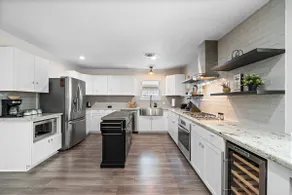 Pool Stay Near DT, Heights | WiFi Games | Yard BBQ - Image 4