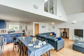 Sandpiper - ticks all the boxes/sleeps 10/hot tub - Image 3