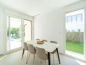 Elegant Home with Pool - Image 3