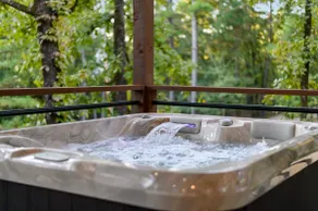 reetop Style Deck-Hot Tub-Swing Chairs-EV Charger - Image 3