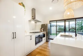 Pet-friendly. Bright and Spacious Dunsborough Home - Image 3