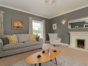Cherry Tree House - Image 5