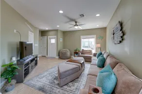 Bright, Modern Corpus Christi Condo: 2 Mi to Beach - Image 4