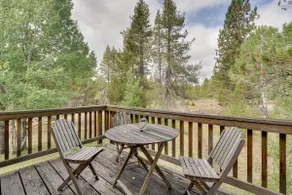 Pet-friendly House w/ Deck: Near Crater Lake! - Image 3