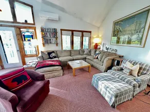 Slopeside Haven with pool access! - Image 3