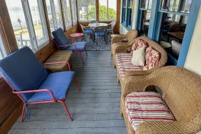 Seaside Kingston Cottage with Private Beach Access - Image 5
