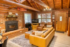 Family Log Cabin | EV Charging | Playground - Image 2