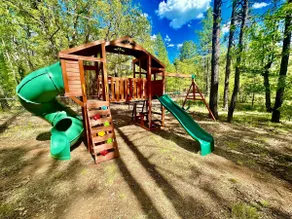 Family Log Cabin | EV Charging | Playground - Image 4