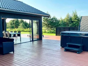 Luxury Retreat in Marielyst - Image 4