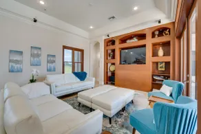 Groveland Home w/ Pool: Luxurious Lakefront Oasis! - Image 4