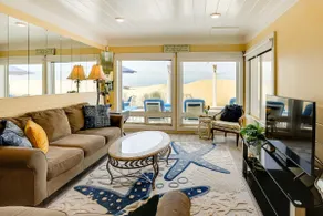 Between the Dunes: Breezy Beachfront Oceano Home! - Image 4
