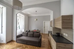 Lovely and new apartment near Termini Station - Image 2