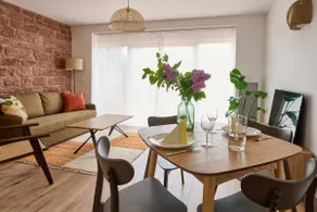 Le Noyer – Apartment with terrace and shared garden - Image 3