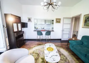 Testaccio Luminous and Large Apartment - Image 5