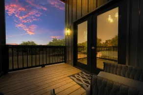 Live Oak | Aerial Luxury Container Home Near BU - Image 4