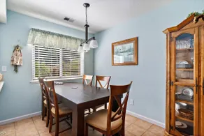 Dreydon Cottage - Image 5