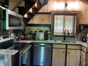 Boo Bear - New lakeside cabin with hot tub - Image 4
