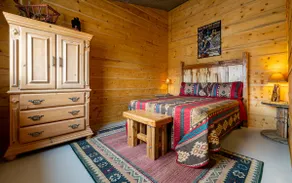 Buckshots Bunkhouse- Couples Retreat, on the way to Yellowstone - Image 5