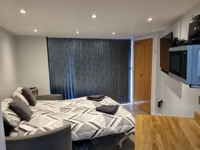THE CHILL Studio Apartment - Image 3
