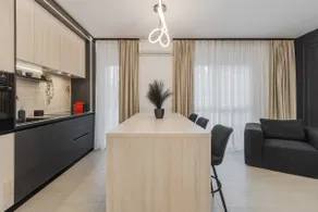 Lumiere Black - Image 2
