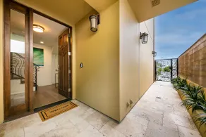 New lower rates Sea and Palms 2 condo-ocean views - Image 3