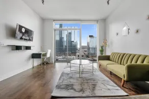 Downtown | Luxury 2BD Apt. | Pool | Gym | Great Vi - Image 2