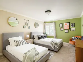 5br Home with Pool, Hot Tub, BBQ, Putting green - Image 5