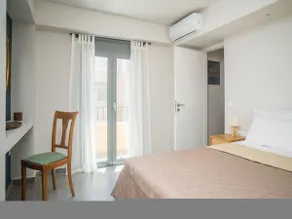 Elegant City Apartment - 250m from Solomos Square - Image 5