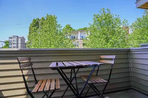Designer 3BR Retreat | Steps from Stadiums - Image 2