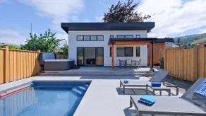 Secrest Poolhouse - Image 3