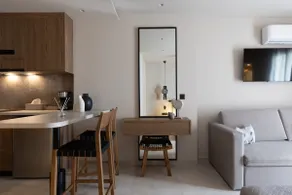 Niro Beachfront Living - Cozy Room with sea view - Image 4