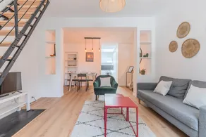 2 BR house w/ terrace, near train stations & metro - Image 4